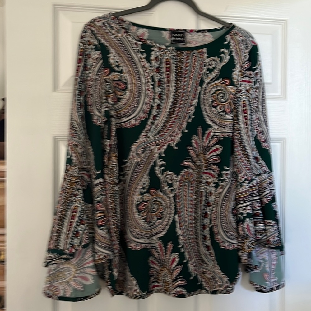 Green paisley multi colored blouse size med
